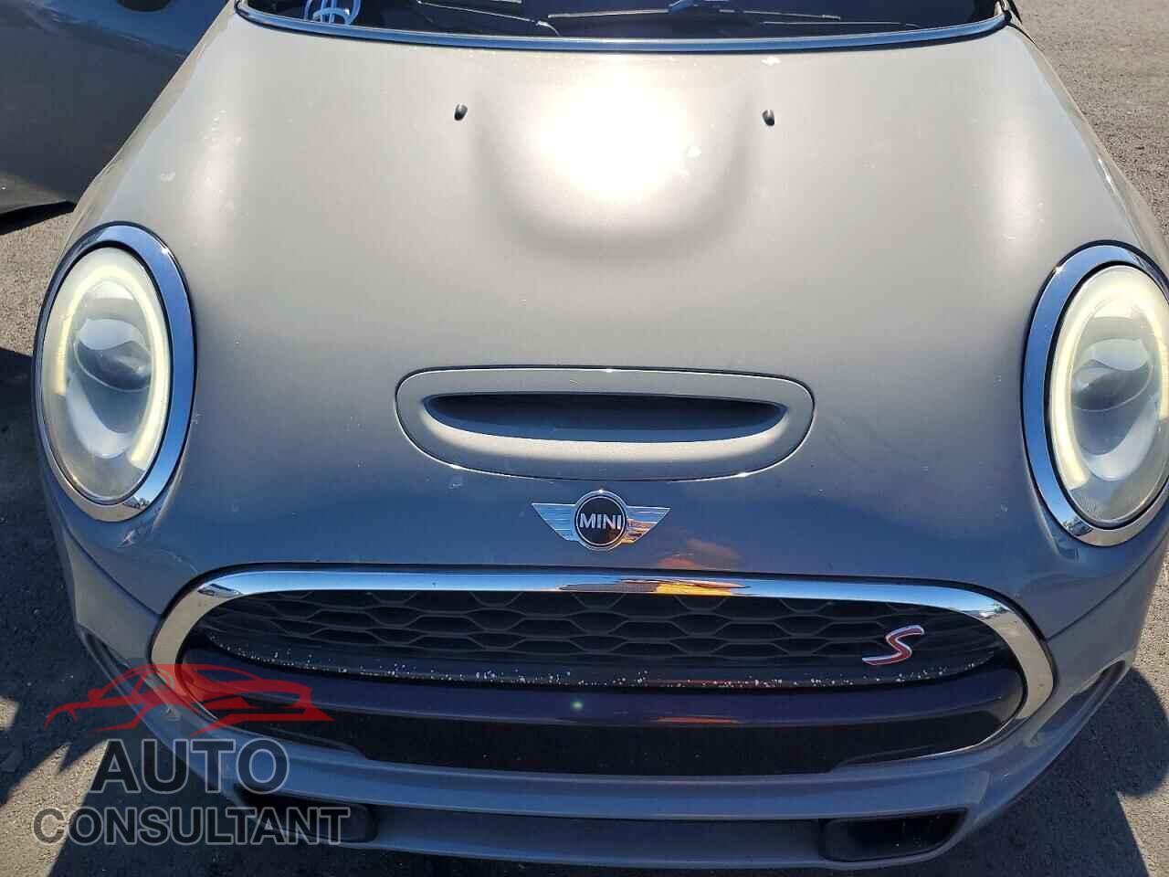 MINI COOPER 2015 - WMWXP7C50F2A33216