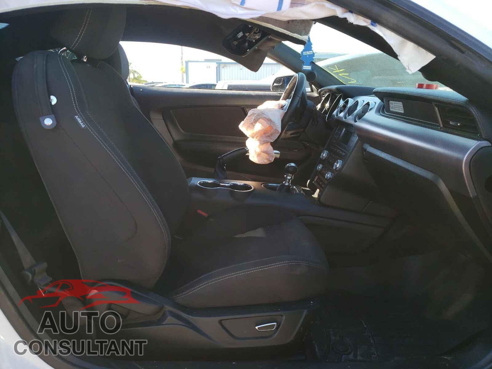 FORD MUSTANG 2017 - 1FA6P8THXH5224628