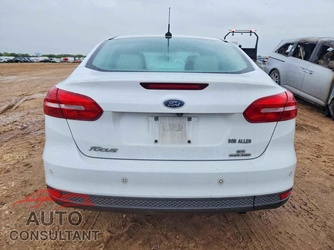FORD FOCUS 2016 - 1FADP3F27GL306733