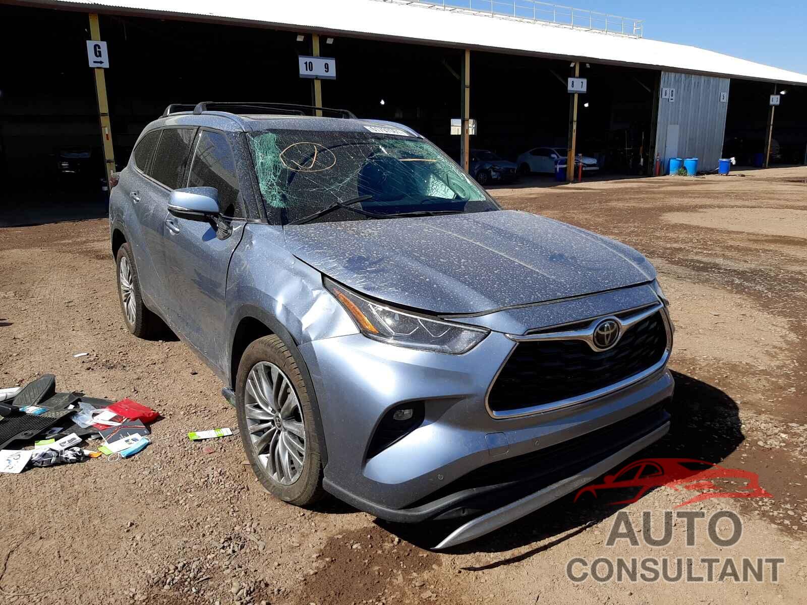 TOYOTA HIGHLANDER 2020 - 5TDFZRAH0LS029881
