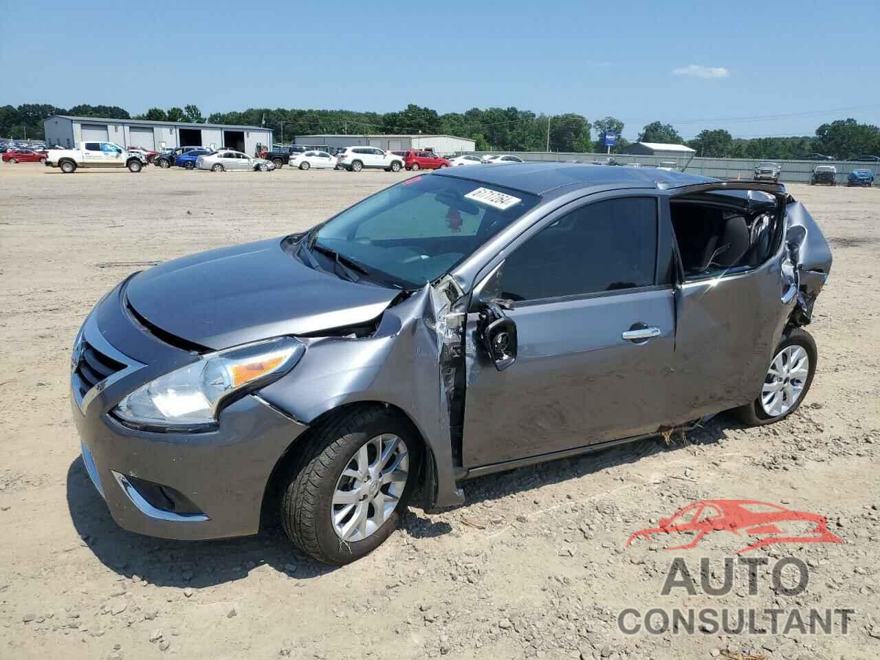 NISSAN VERSA 2018 - 3N1CN7AP0JL856215