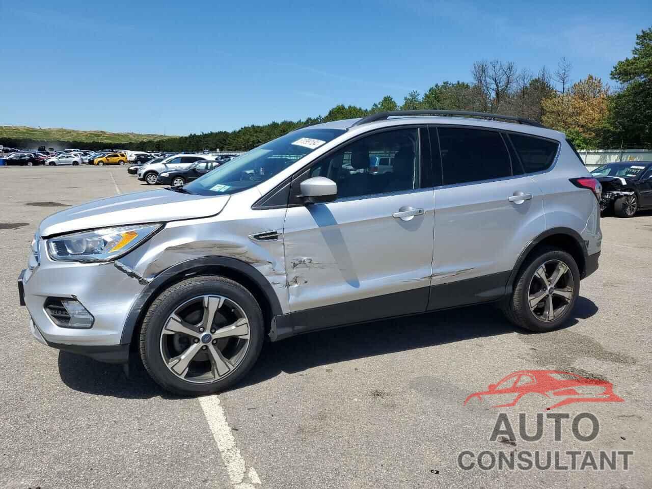 FORD ESCAPE 2018 - 1FMCU0HD5JUB58087