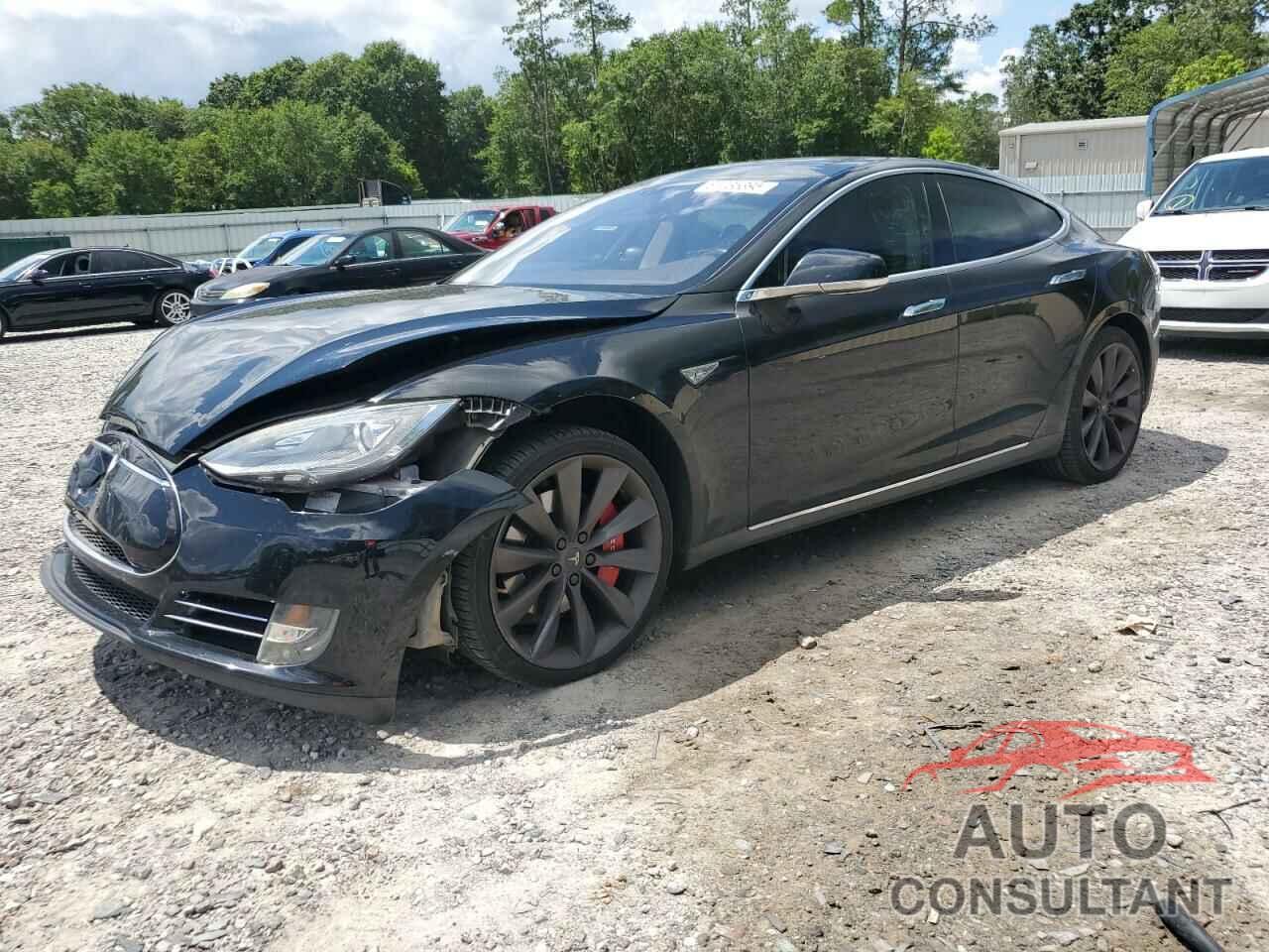 TESLA MODEL S 2013 - 5YJSA1CP8DFP20786