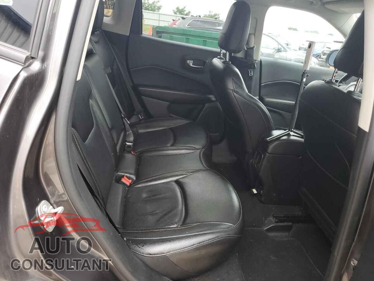 JEEP COMPASS 2020 - 3C4NJDCB2LT208735