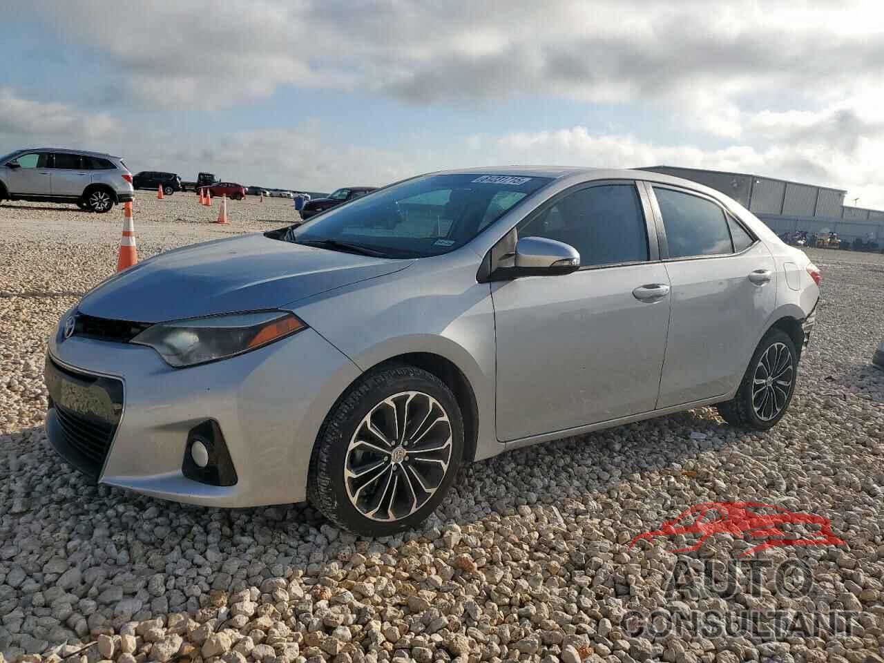 TOYOTA COROLLA 2015 - 5YFBURHE3FP309249