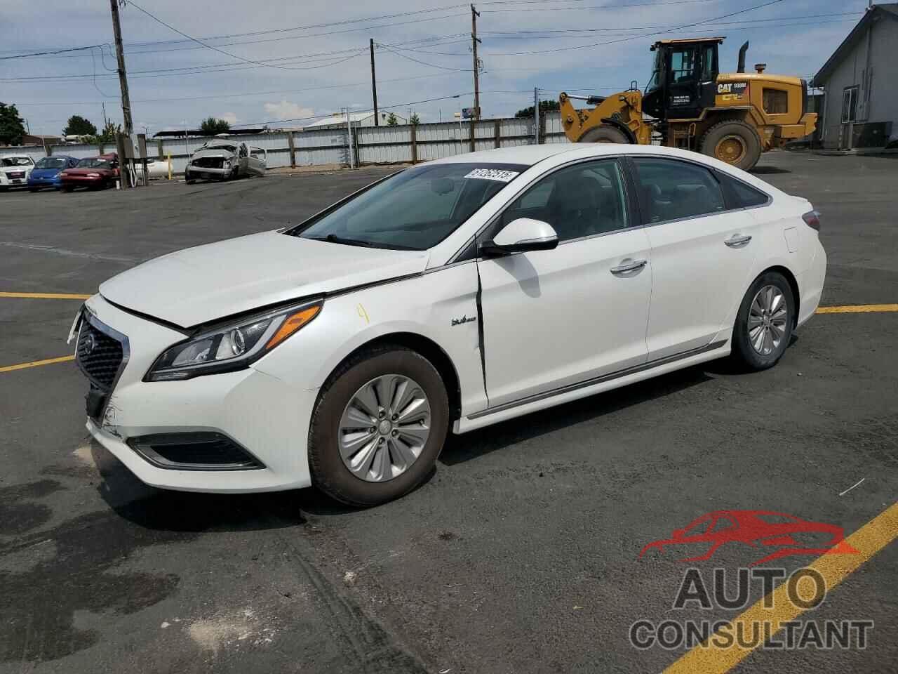 HYUNDAI SONATA 2017 - KMHE24L13HA044071