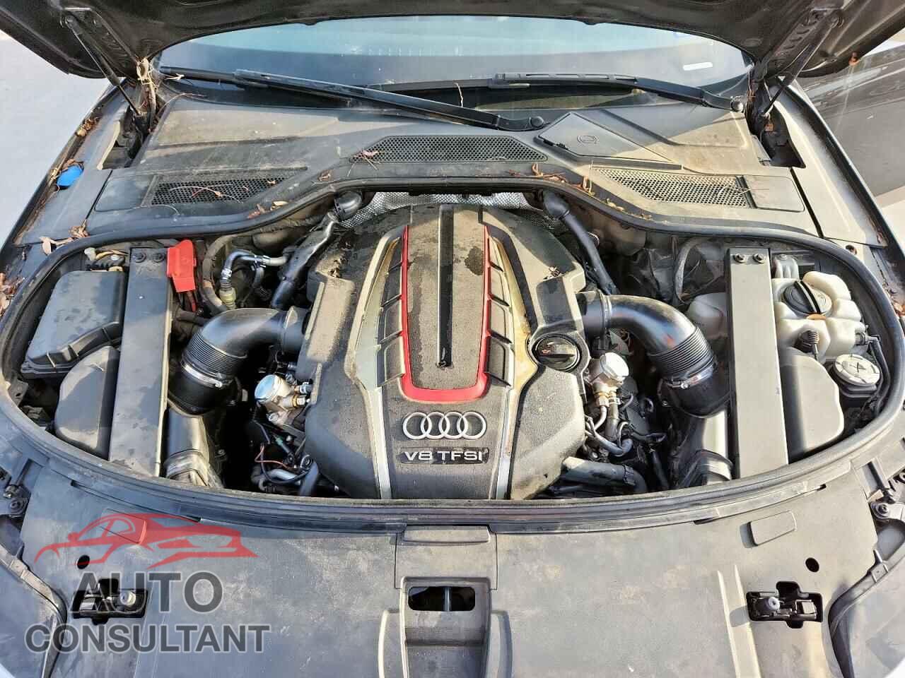 AUDI S8 2013 - WAUD2AFD6DN018102
