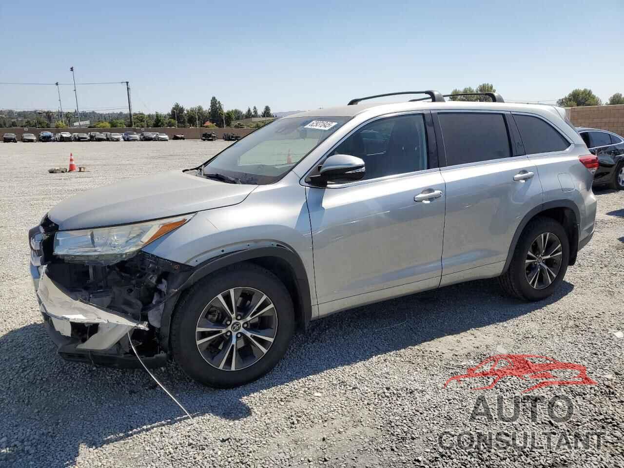 TOYOTA HIGHLANDER 2018 - 5TDBZRFH1JS806007