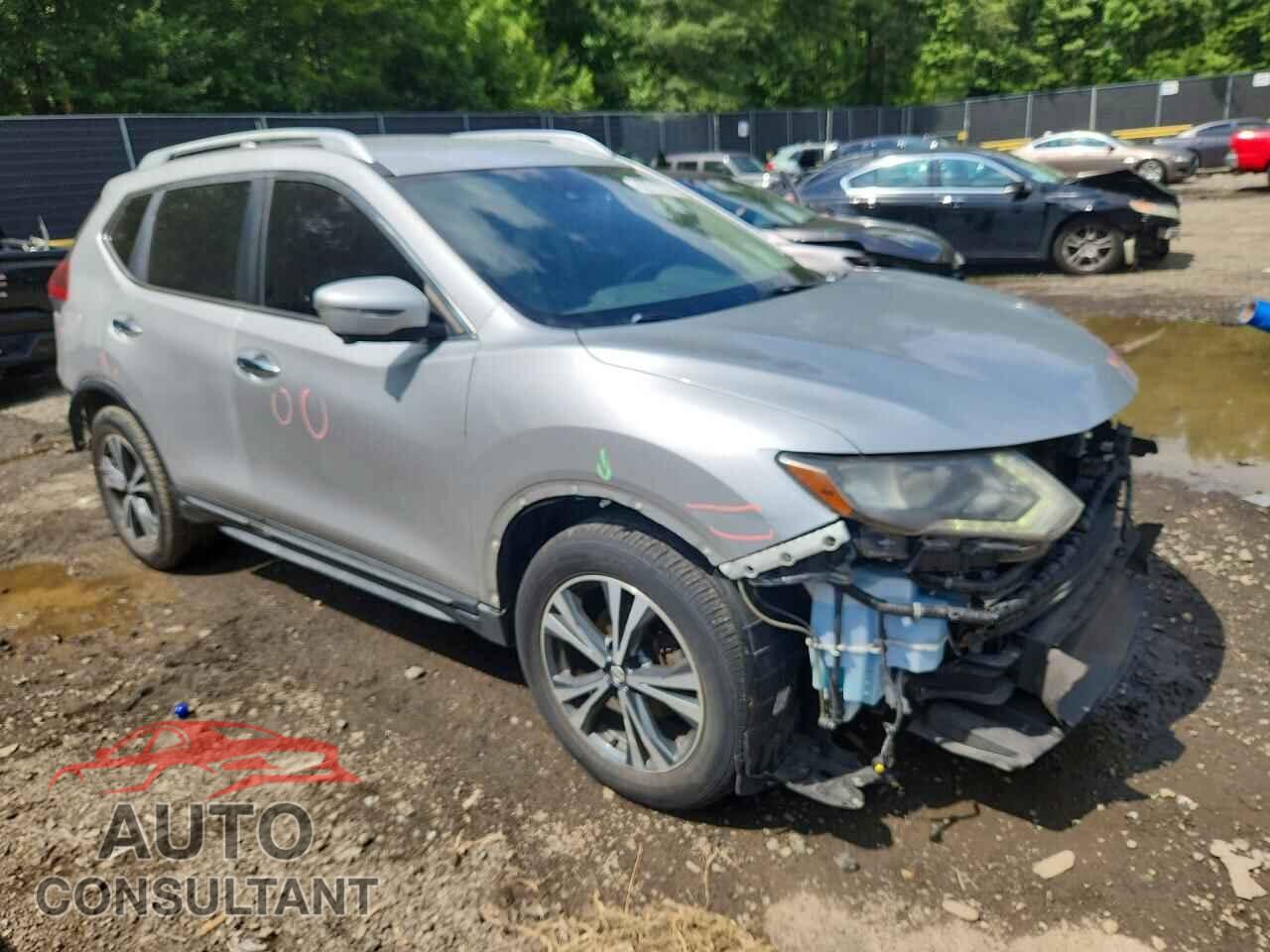 NISSAN ROGUE 2018 - JN8AT2MT1JW463473