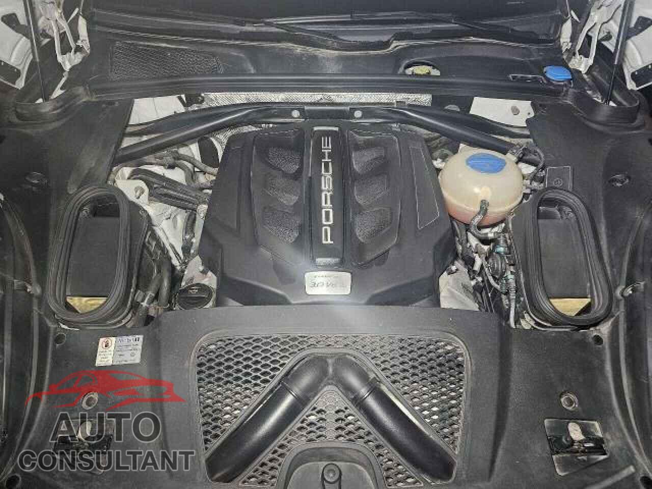 PORSCHE MACAN 2016 - WP1AB2A59GLB46733