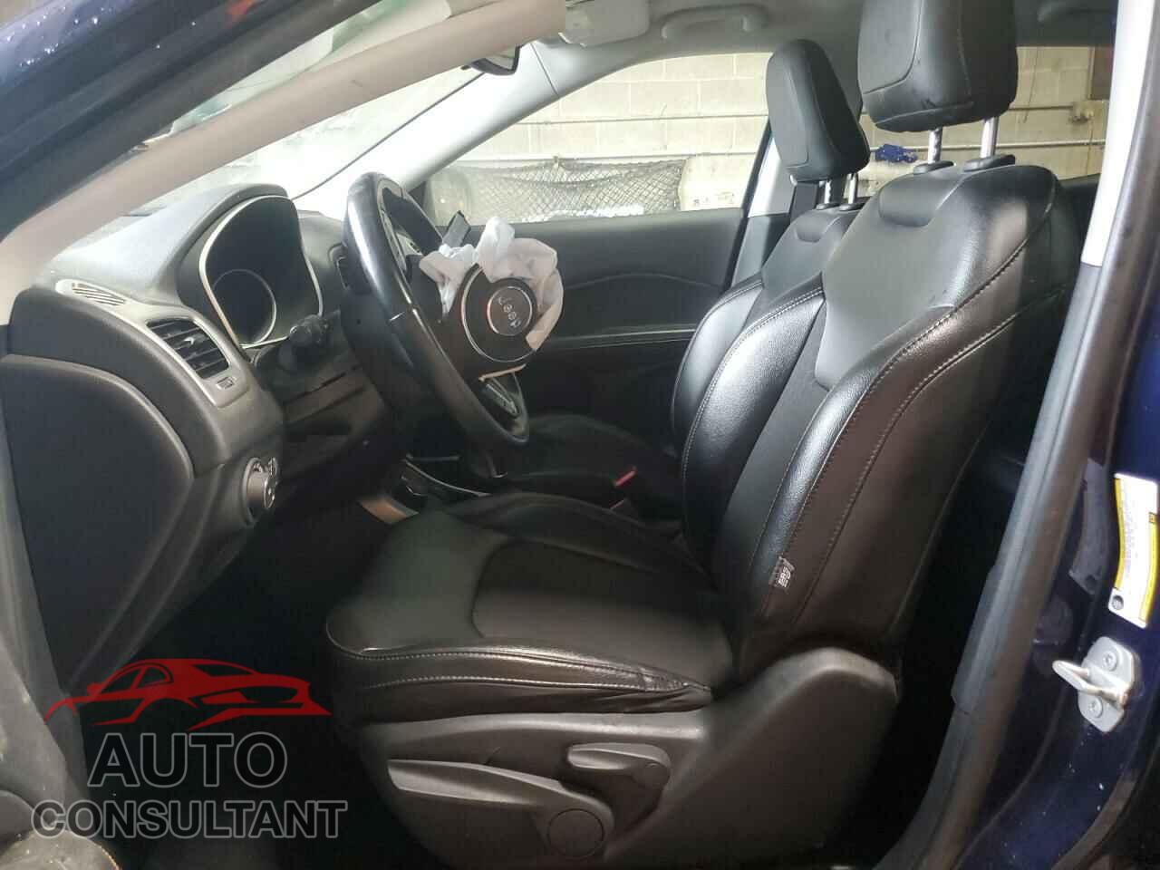 JEEP COMPASS 2020 - 3C4NJDBB9LT100551