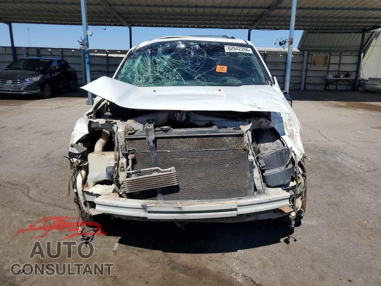 HONDA PILOT 2011 - 5FNYF3H52BB014943