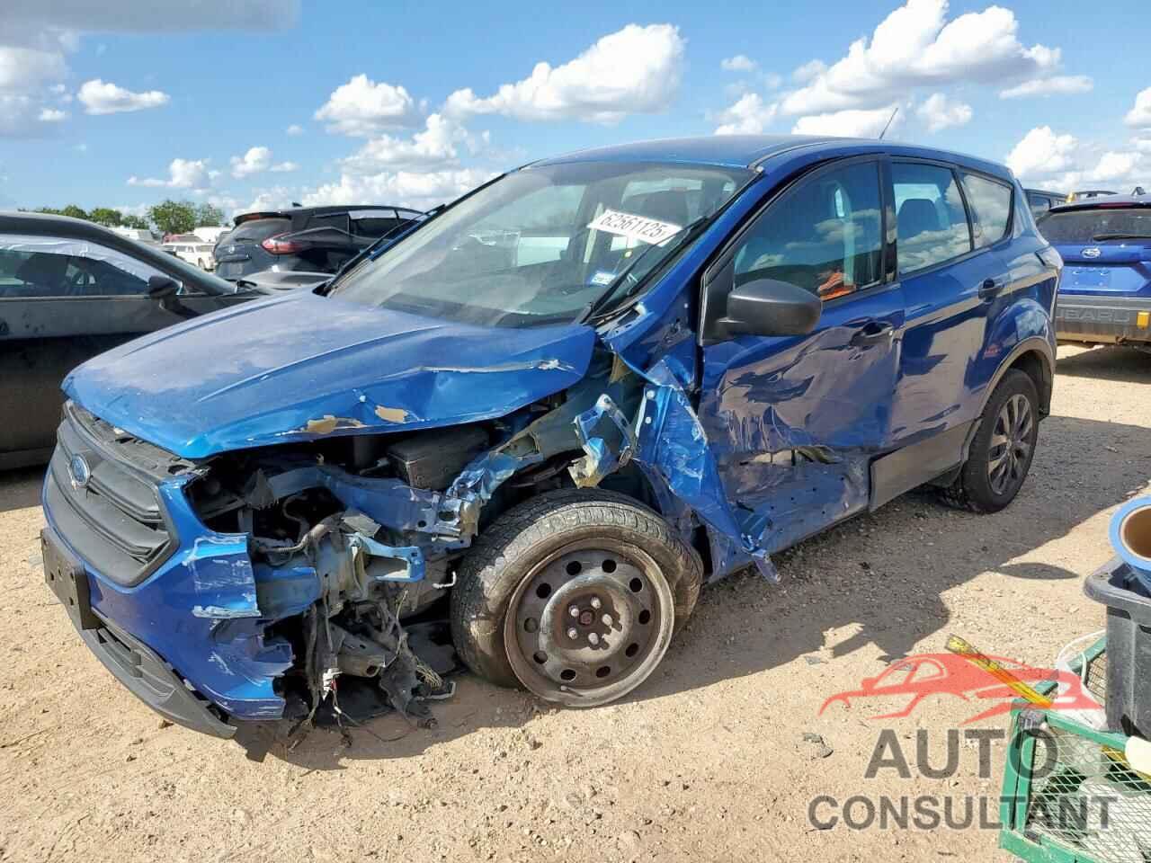 FORD ESCAPE 2017 - 1FMCU0F74HUE15764