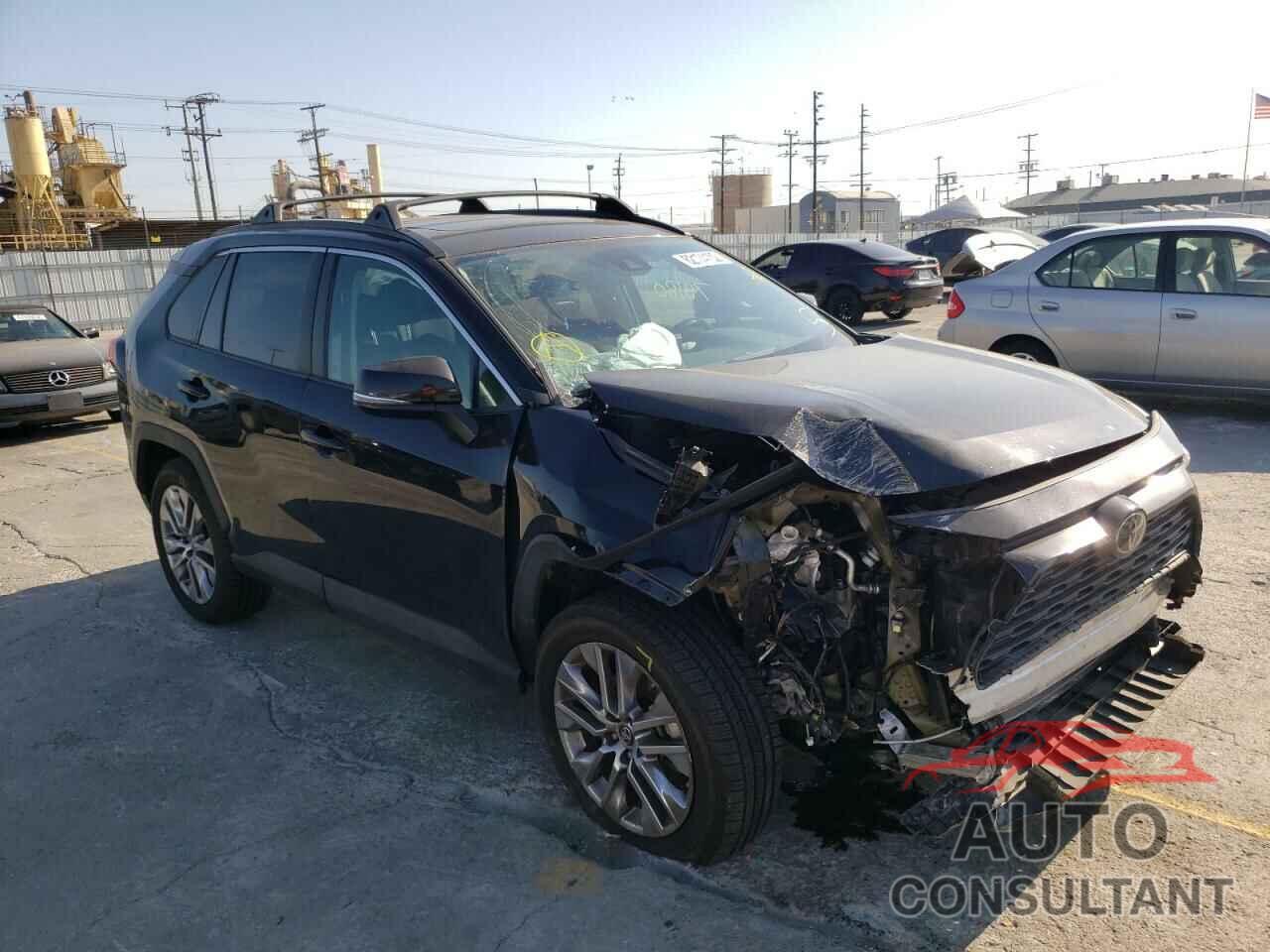 TOYOTA RAV4 2019 - 2T3C1RFV3KC018221