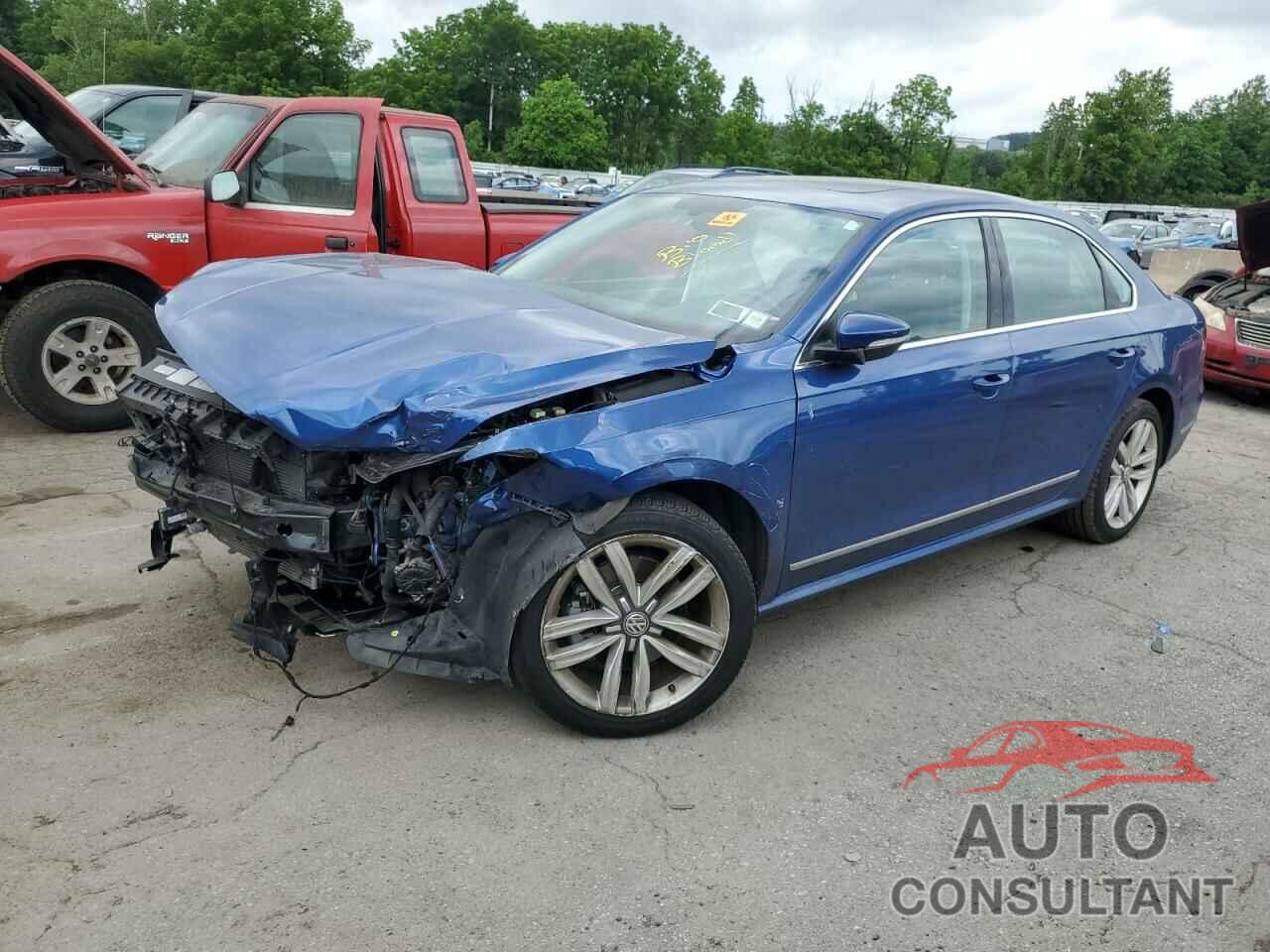 VOLKSWAGEN PASSAT 2017 - 1VWGT7A36HC033597