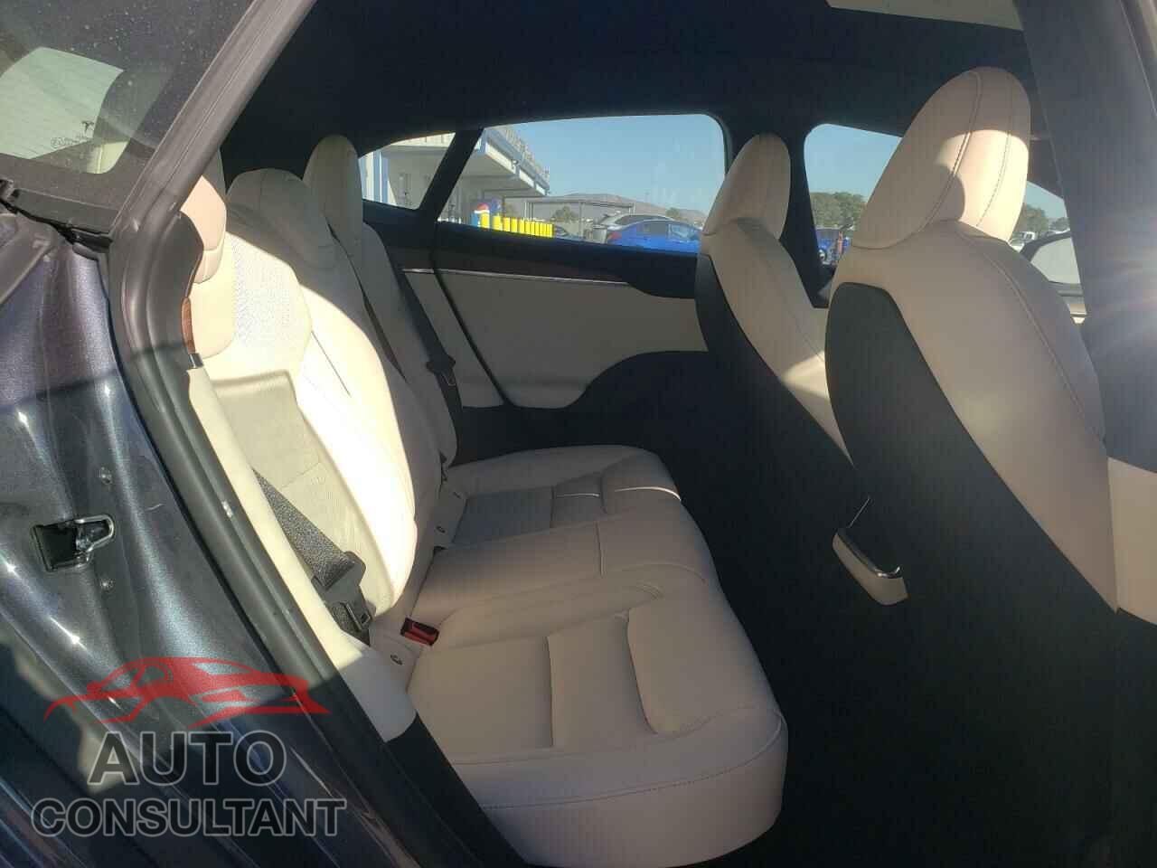 TESLA MODEL S 2021 - 5YJSA1E58MF436084