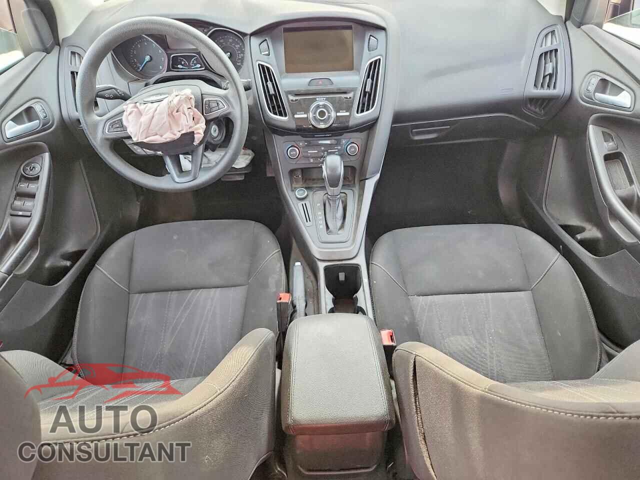 FORD FOCUS 2017 - 1FADP3H27HL313664