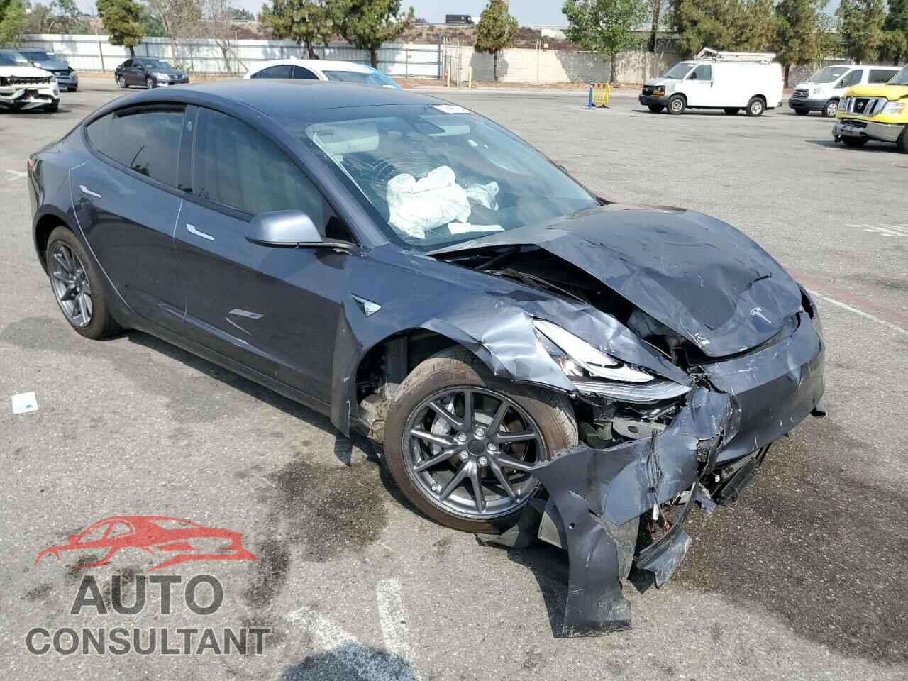 TESLA MODEL 3 2020 - 5YJ3E1EA1LF495773