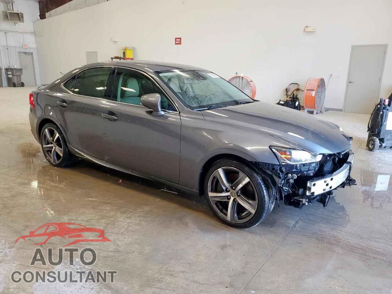 LEXUS IS 2017 - JTHBA1D2XH5054555