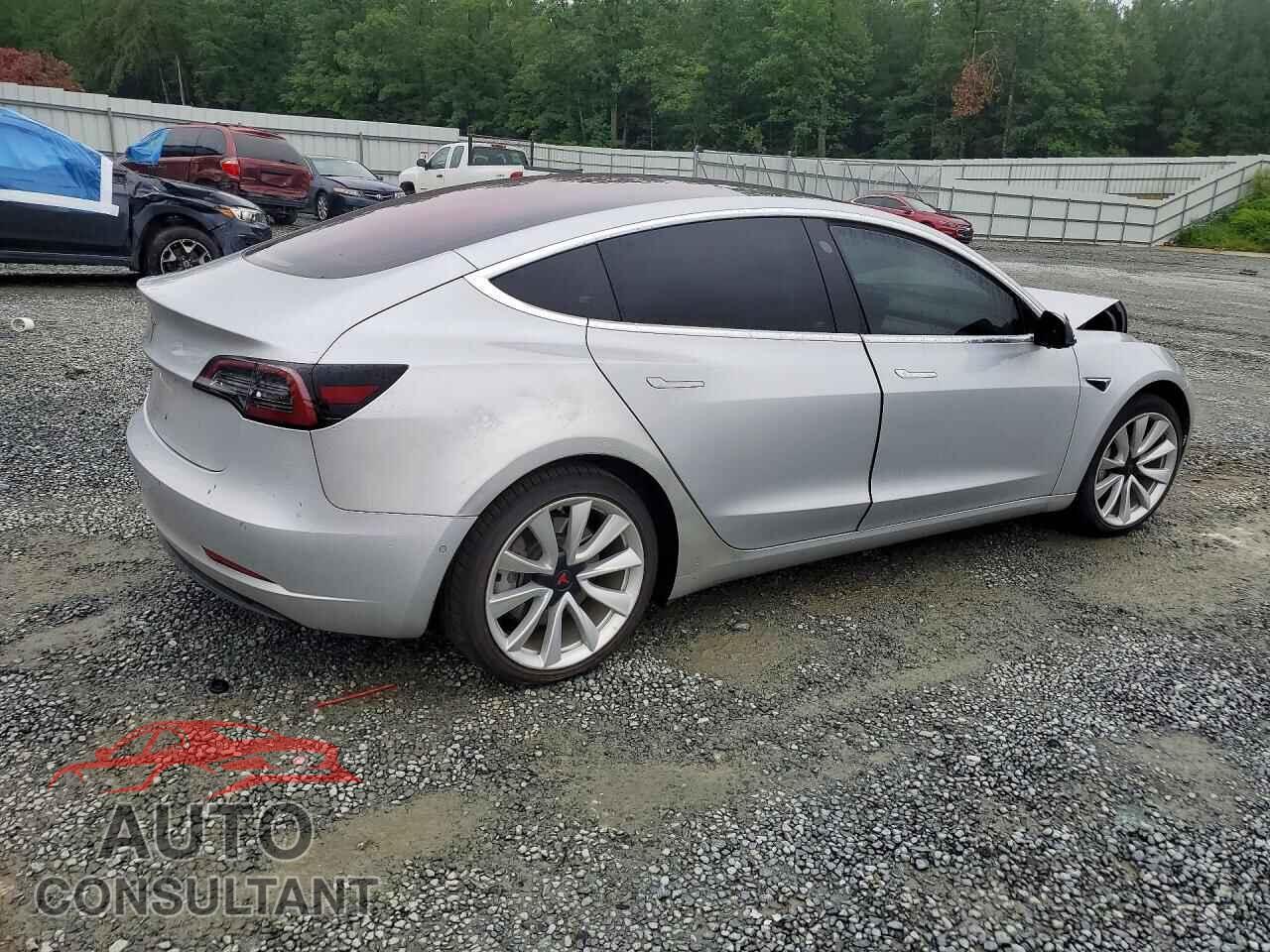 TESLA MODEL 3 2018 - 5YJ3E1EA3JF050013