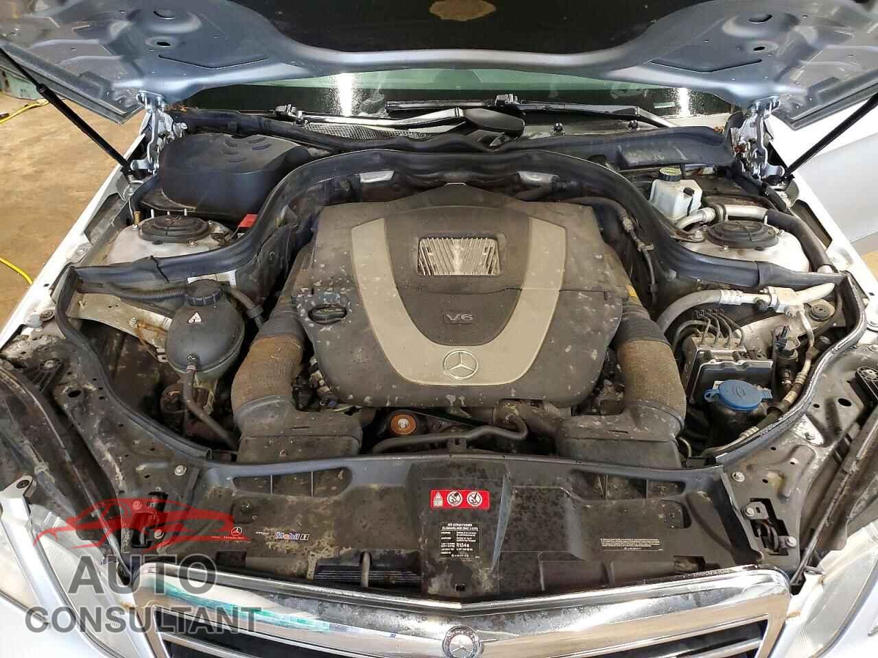 MERCEDES-BENZ E-CLASS 2011 - WDDHF8HB4BA301072