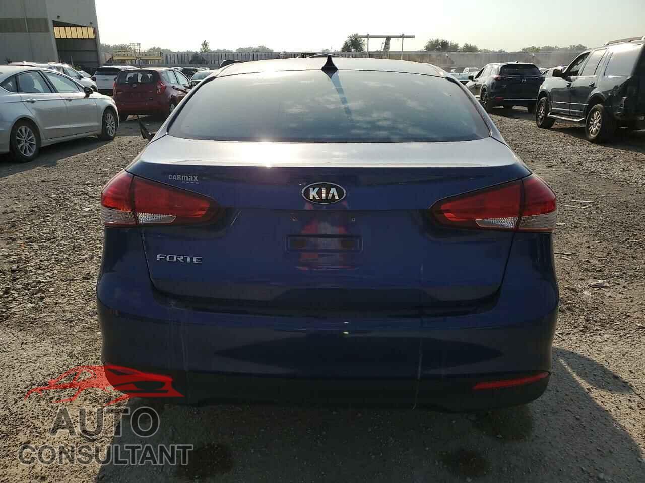 KIA FORTE 2017 - 3KPFK4A72HE136141