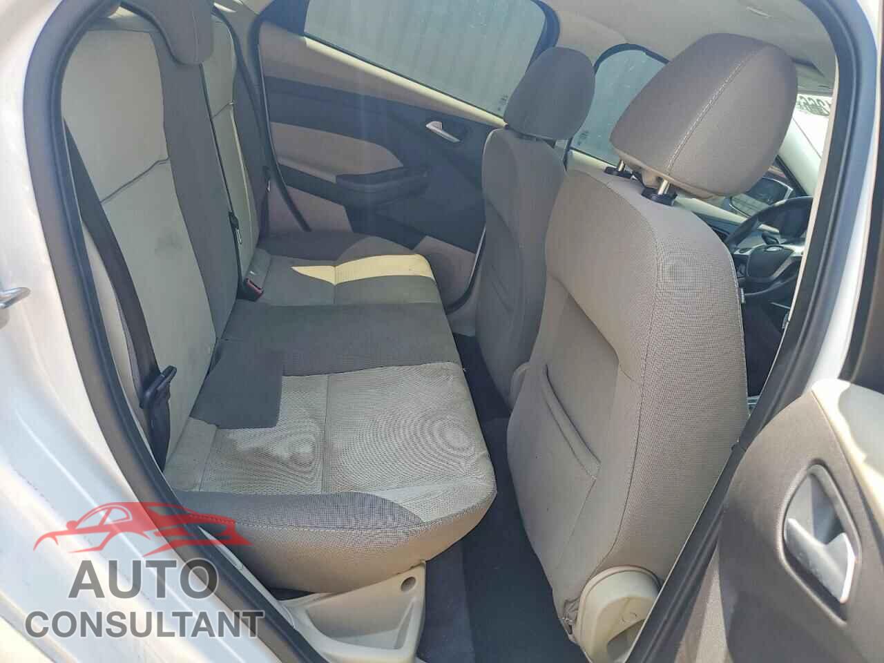 FORD FOCUS 2013 - 1FADP3F26DL353988