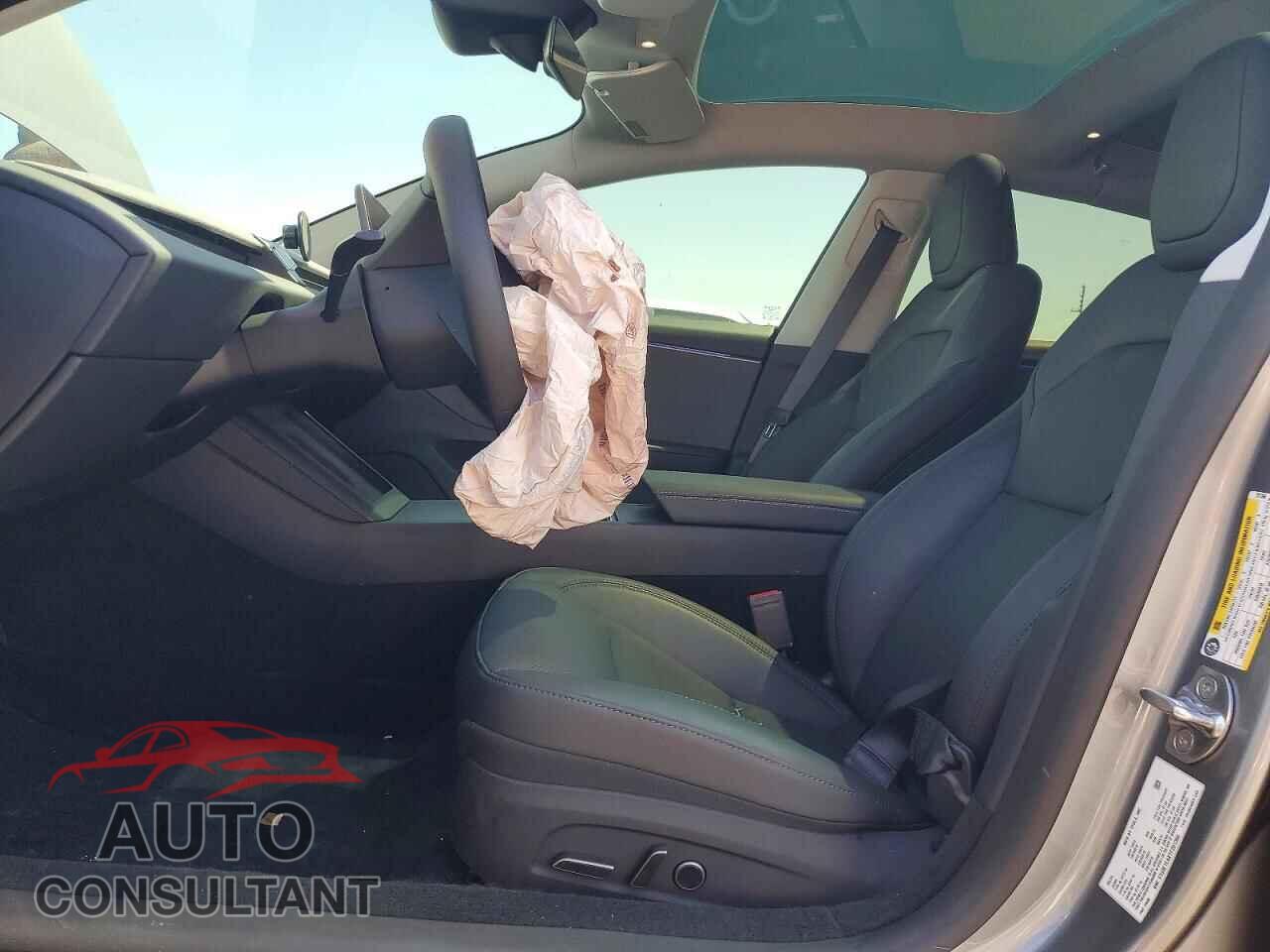 TESLA MODEL 3 2026 - 5YJ3E1EAXTF201366