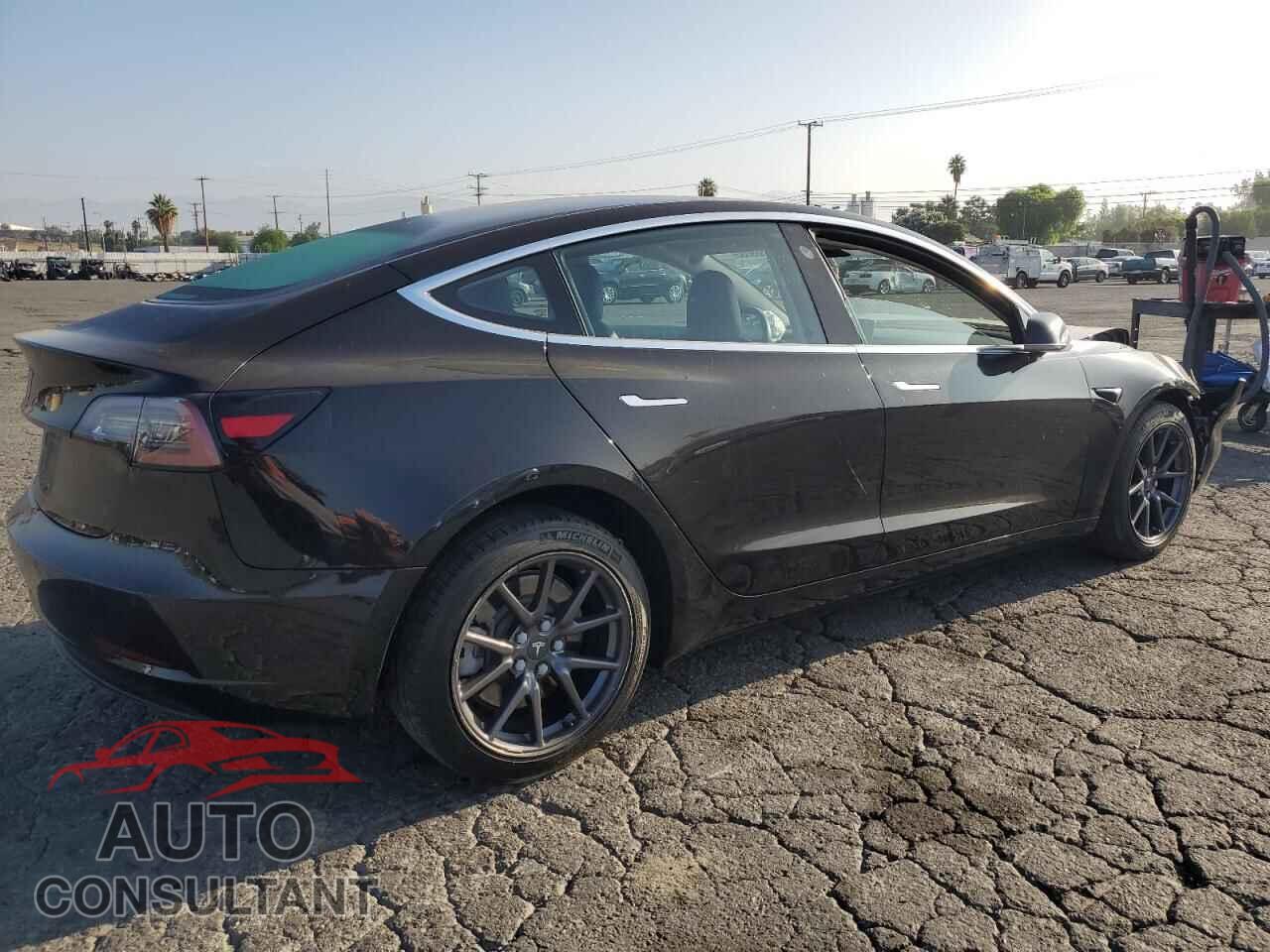 TESLA MODEL 3 2018 - 5YJ3E1EA2JF089451