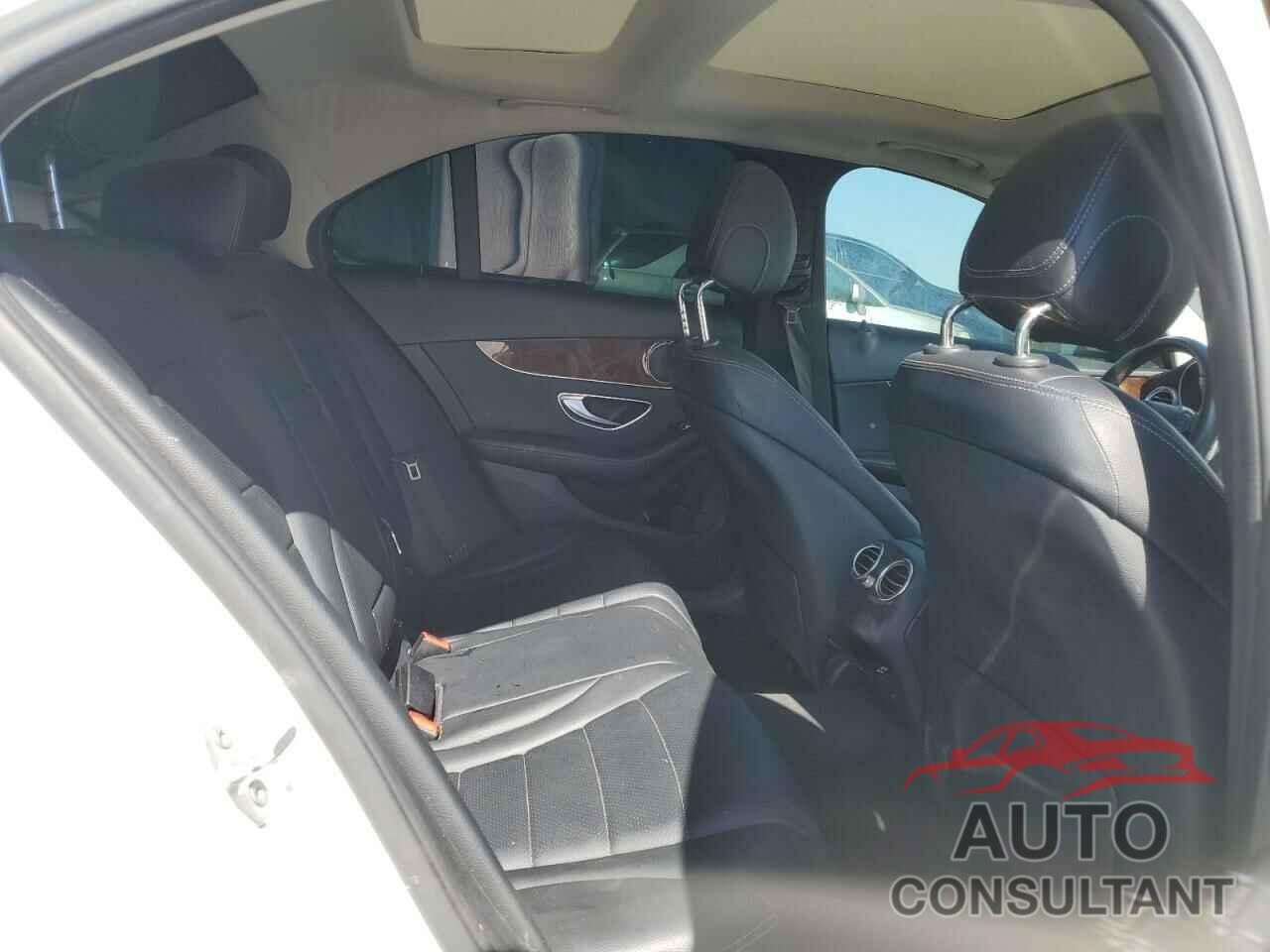 MERCEDES-BENZ C-CLASS 2016 - 55SWF4JB0GU153844