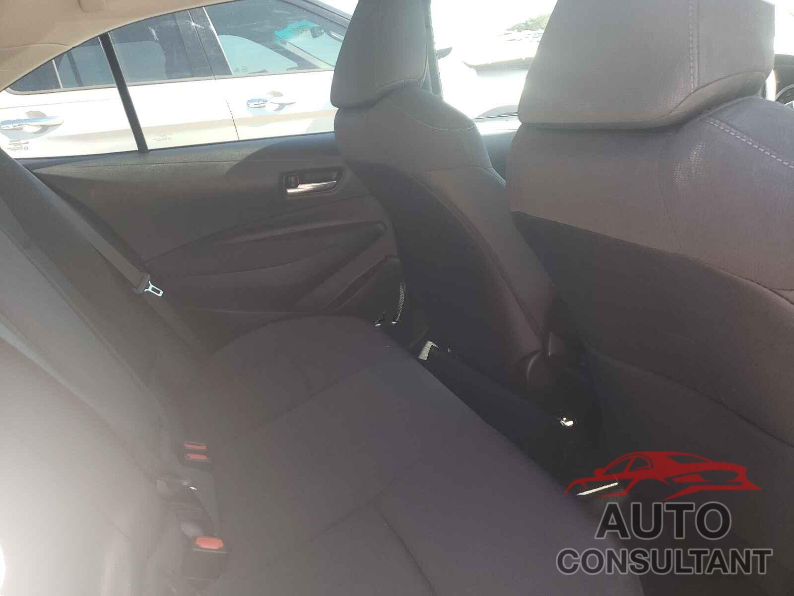 TOYOTA COROLLA 2021 - 5YFEPMAE6MP173164