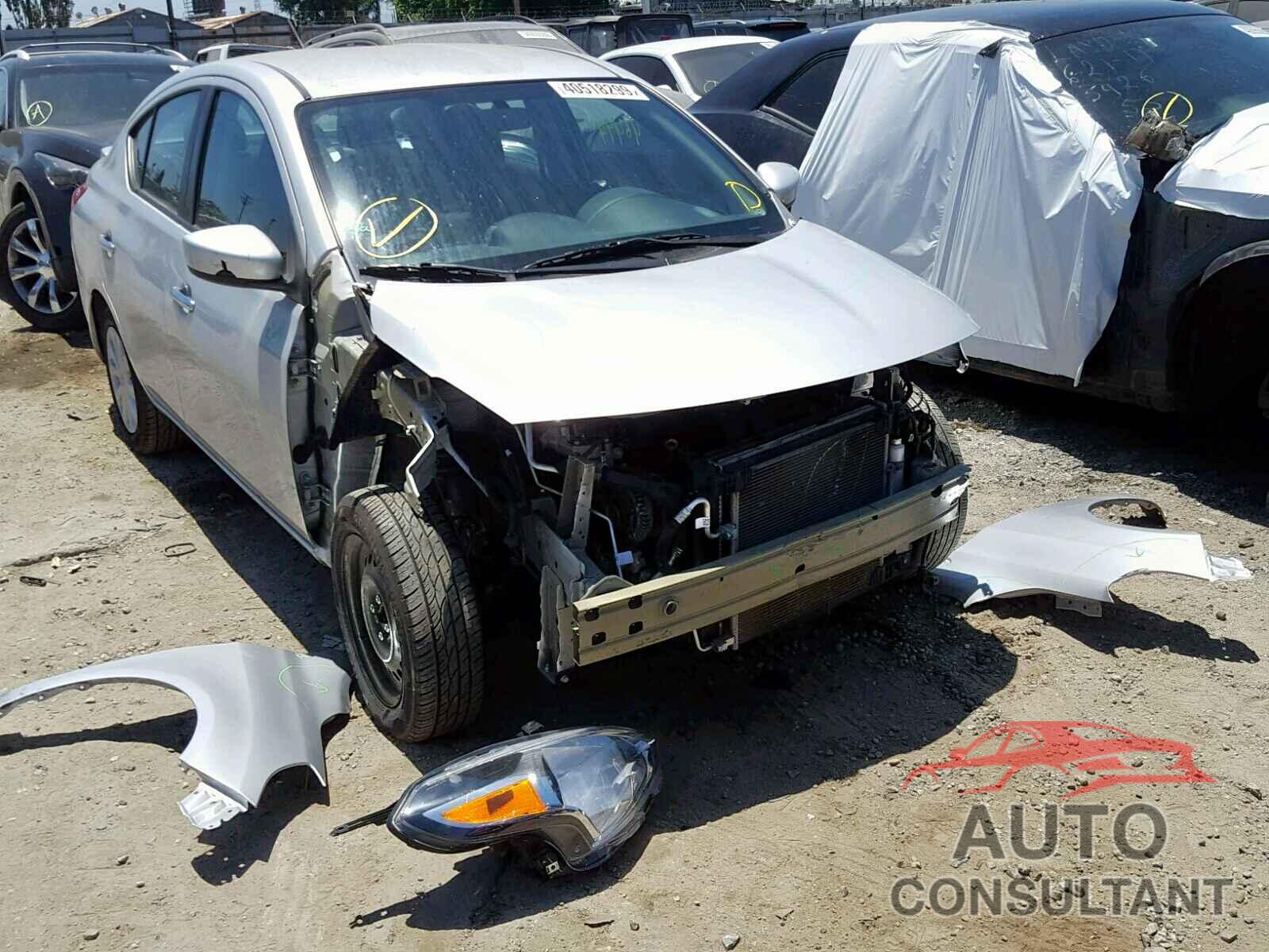 NISSAN VERSA 2018 - 3N1CN7AP3JL808109