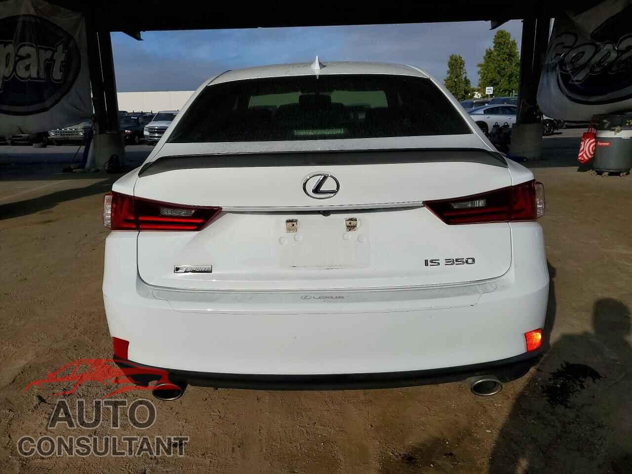 LEXUS IS 2015 - JTHBE1D28F5019353