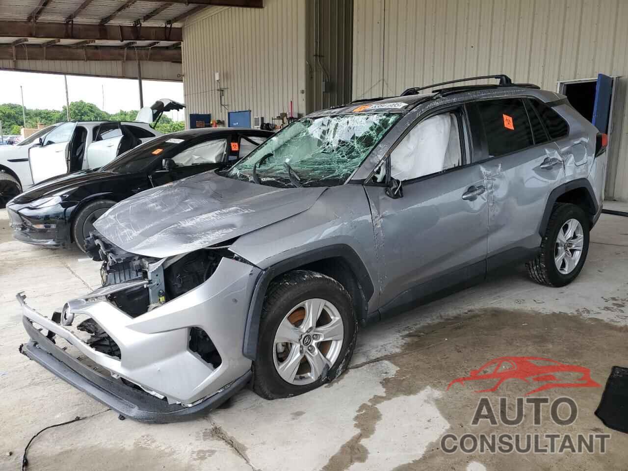 TOYOTA RAV4 2020 - 2T3W1RFVXLC080648