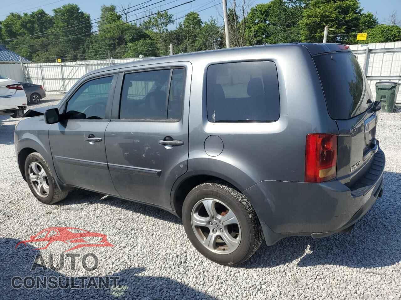 HONDA PILOT 2013 - 5FNYF4H59DB001275