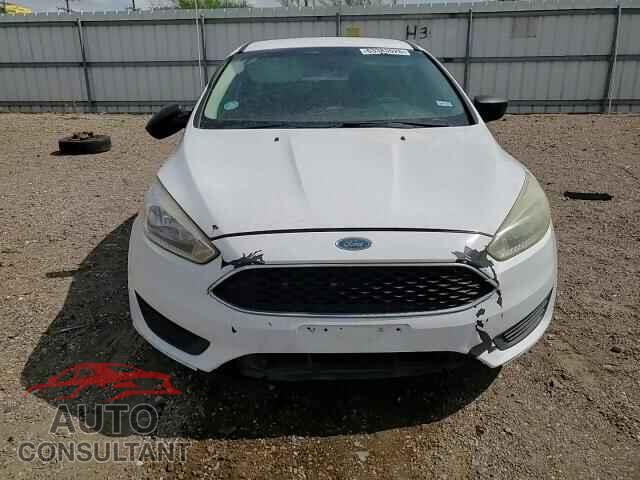 FORD FOCUS 2017 - 1FADP3E28HL214081