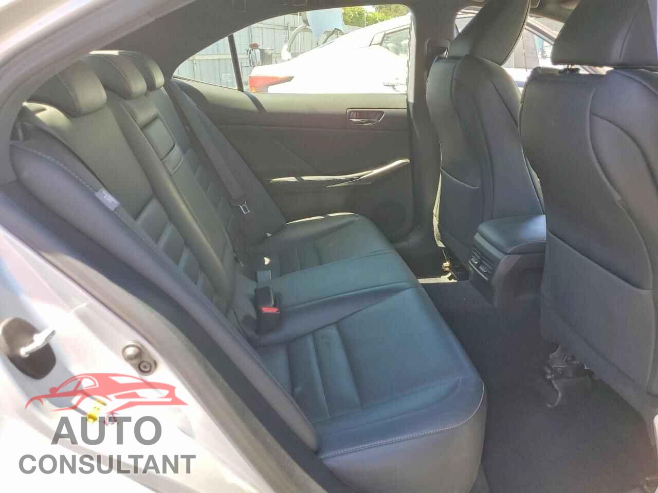 LEXUS IS 2014 - JTHBF1D29E5029031