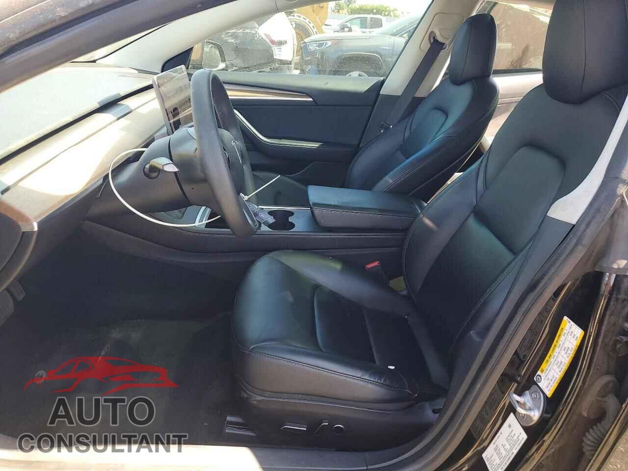 TESLA MODEL 3 2021 - 5YJ3E1EB4MF071966