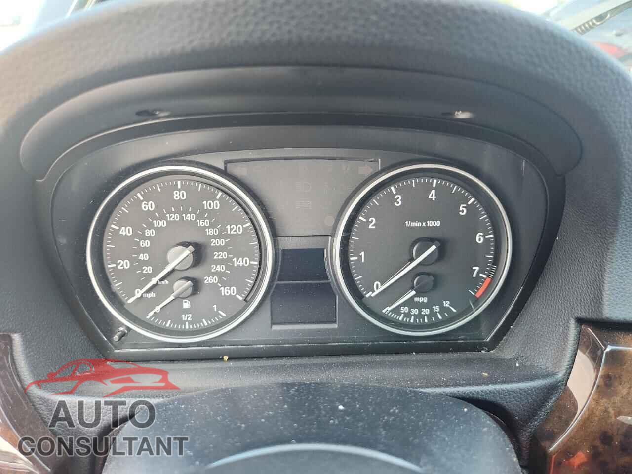 BMW 3 SERIES 2011 - WBAPH7C58BE681468