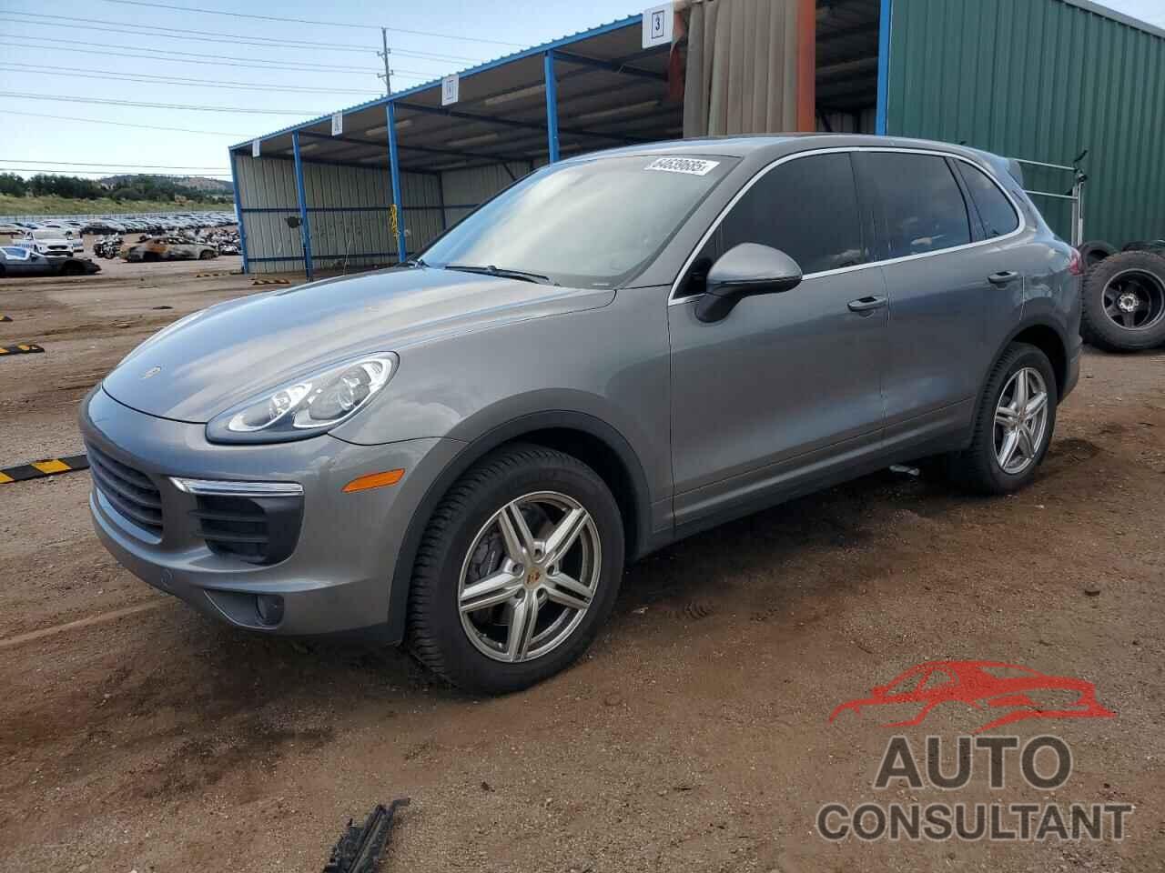 PORSCHE CAYENNE 2016 - WP1AA2A21GKA10062