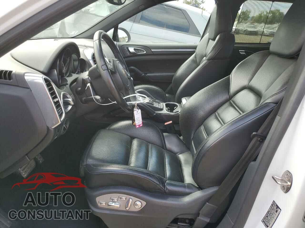 PORSCHE CAYENNE 2014 - WP1AB2A2XELA58048