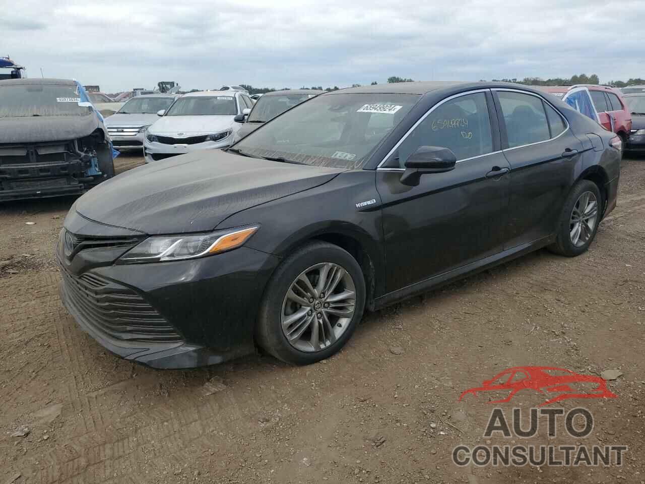 TOYOTA CAMRY 2018 - 4T1B31HK9JU501051