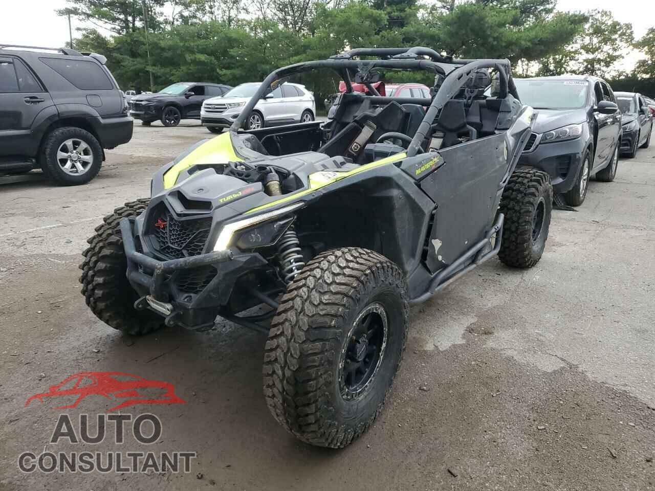 CAN-AM SIDEBYSIDE 2020 - 3JBVDAV44LK001096