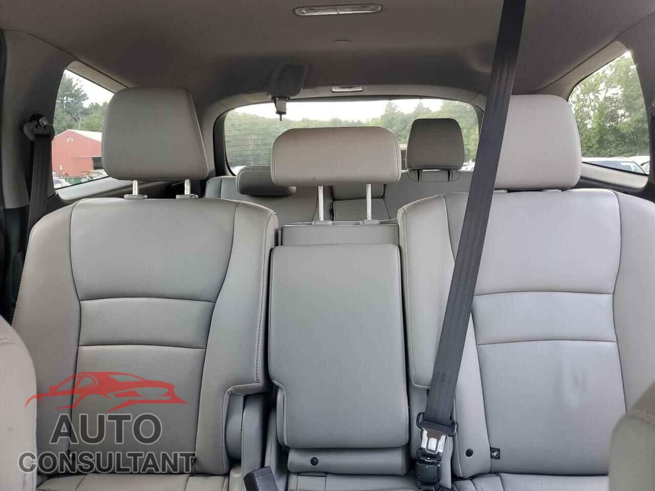 HONDA PILOT 2021 - 5FNYF6H23MB068942