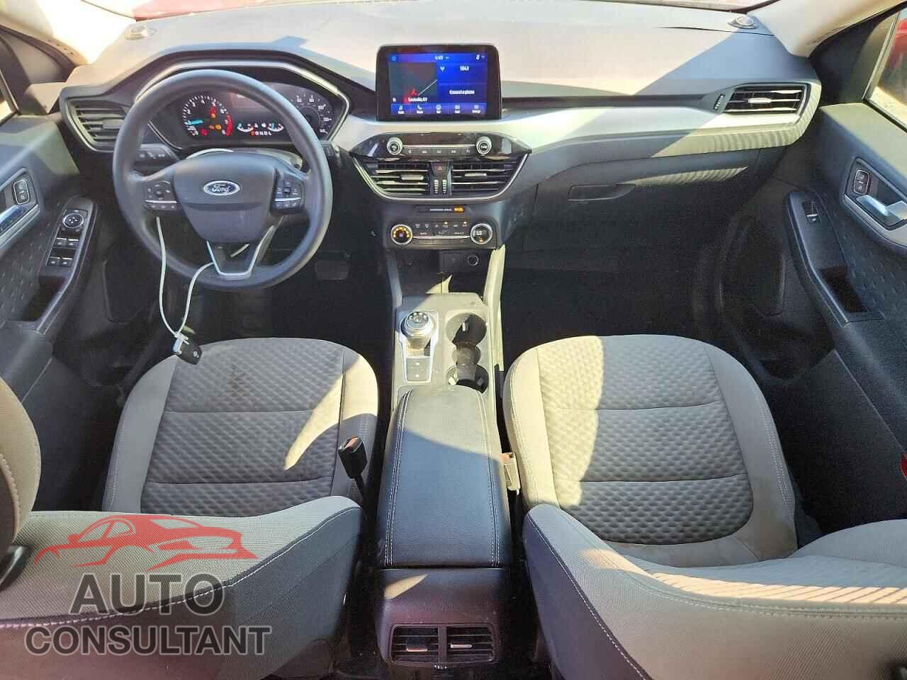 FORD ESCAPE 2020 - 1FMCU0G6XLUA28716