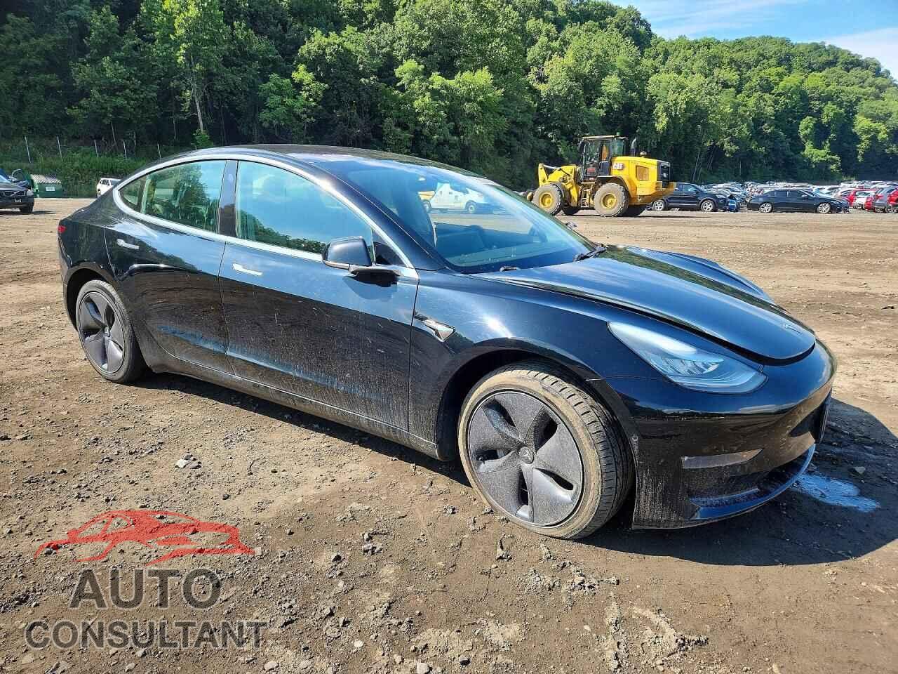 TESLA MODEL 3 2019 - 5YJ3E1EA6KF305075