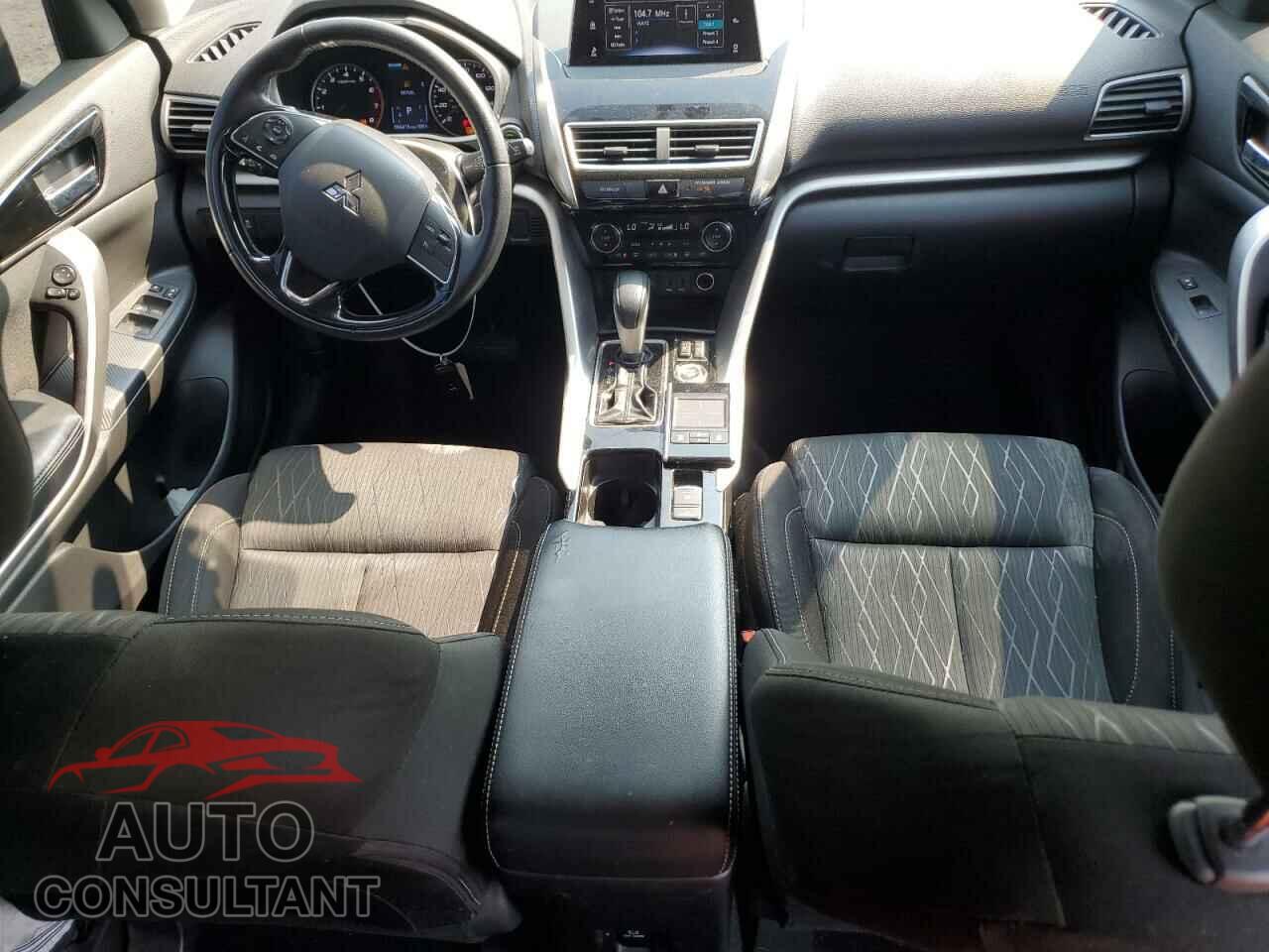 MITSUBISHI ECLIPSE 2018 - JA4AT5AA6JZ037660