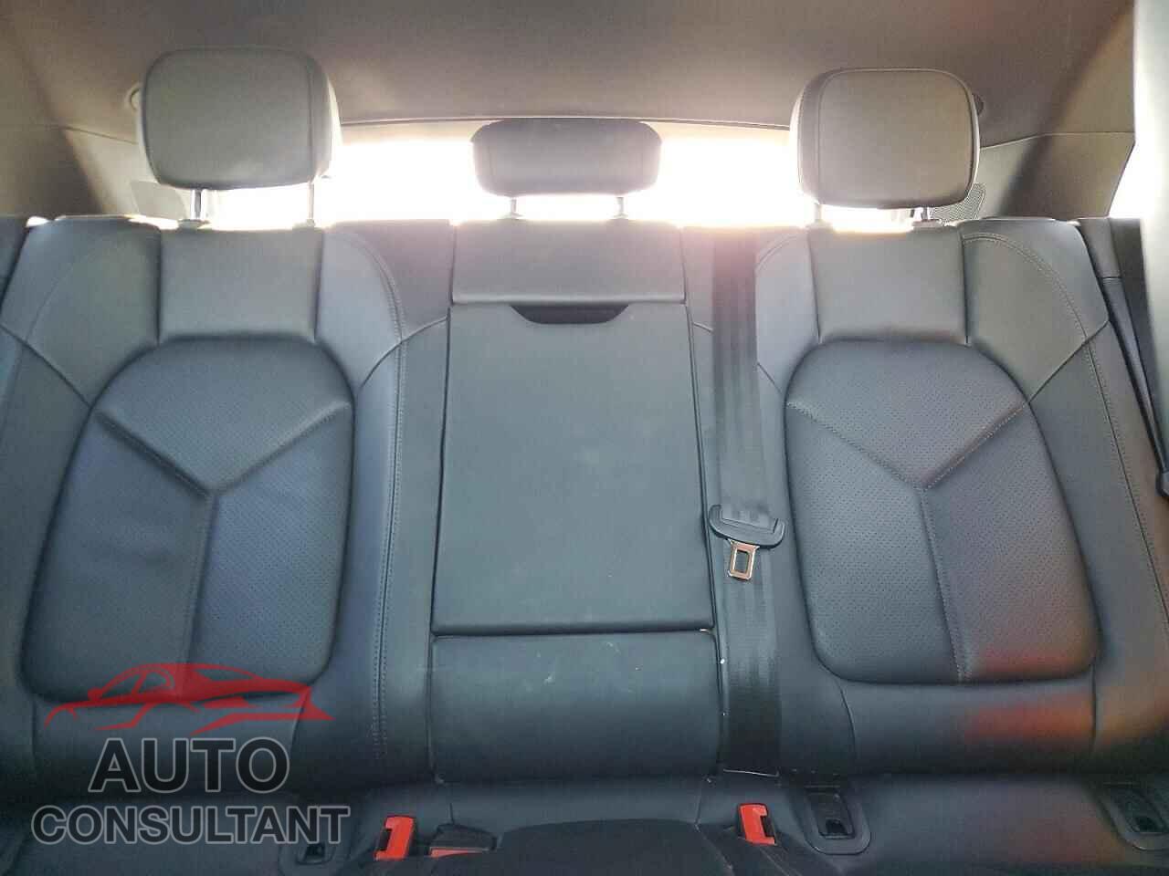PORSCHE MACAN 2019 - WP1AA2A52KLB01323