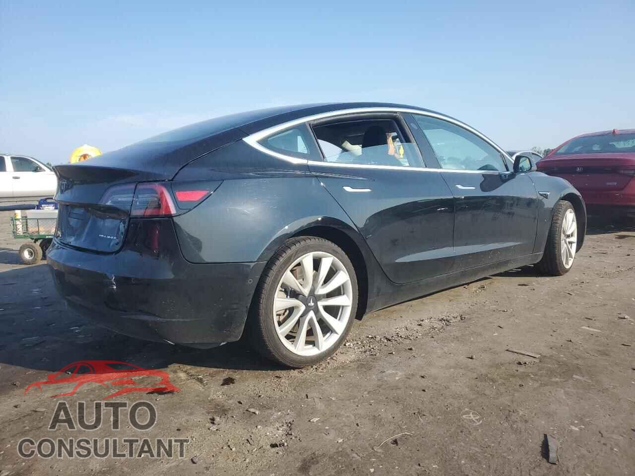 TESLA MODEL 3 2018 - 5YJ3E1EB0JF170425