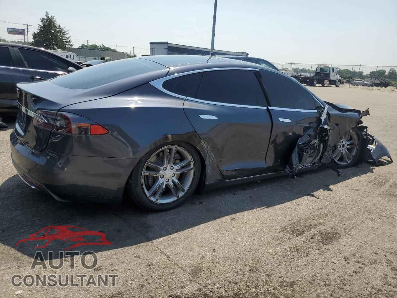 TESLA MODEL S 2015 - 5YJSA1H27FF080862